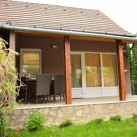 Vadszolo Prázdninový dům Balatonmáriafürdő